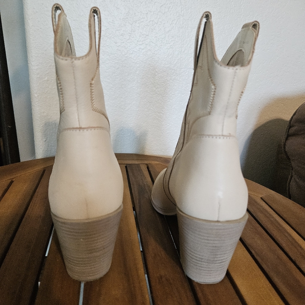Dolce Vita Women's Ginni Fashion Boot Sizes 7.5 - Picture 6 of 11